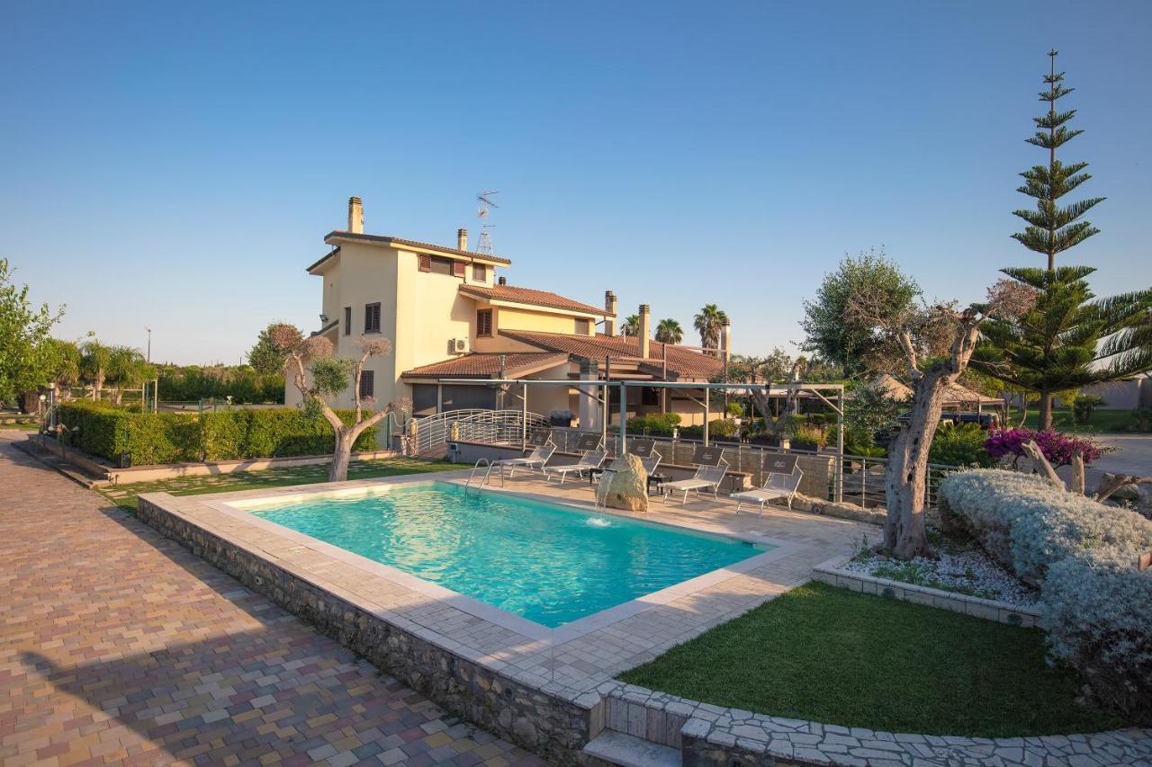 Bed & Breakfast Giardini Di Marzo Lecce Dış mekan fotoğraf