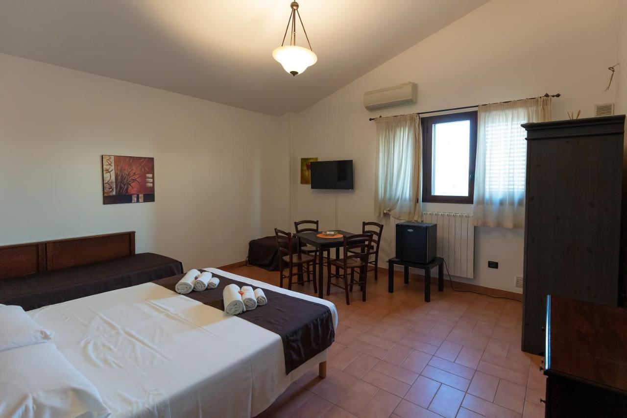 Bed & Breakfast Giardini Di Marzo Lecce Dış mekan fotoğraf