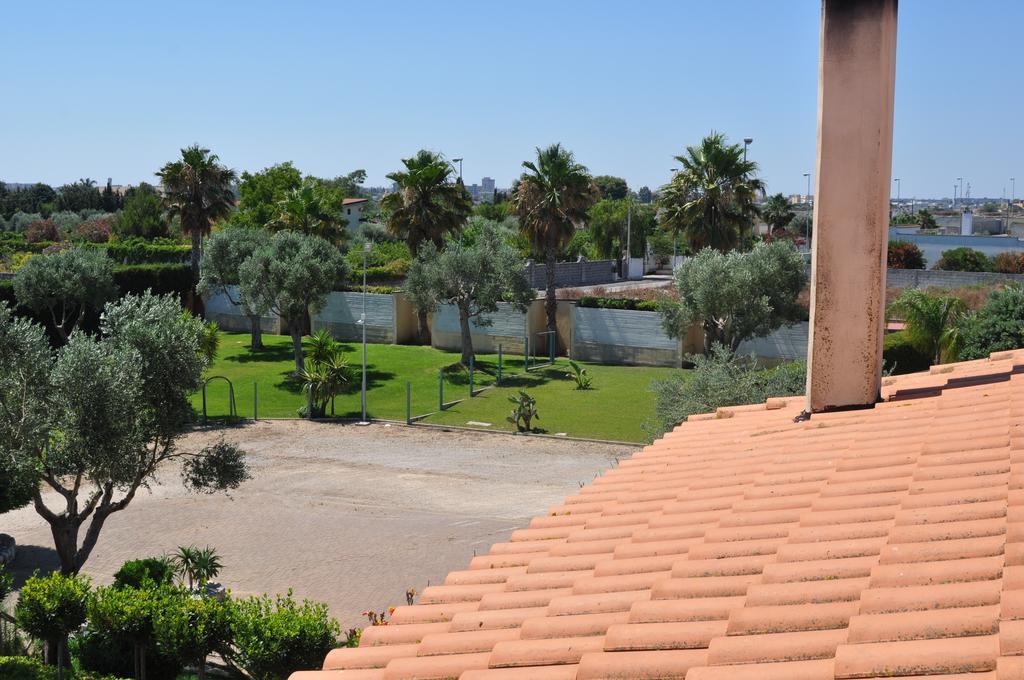 Bed & Breakfast Giardini Di Marzo Lecce Dış mekan fotoğraf