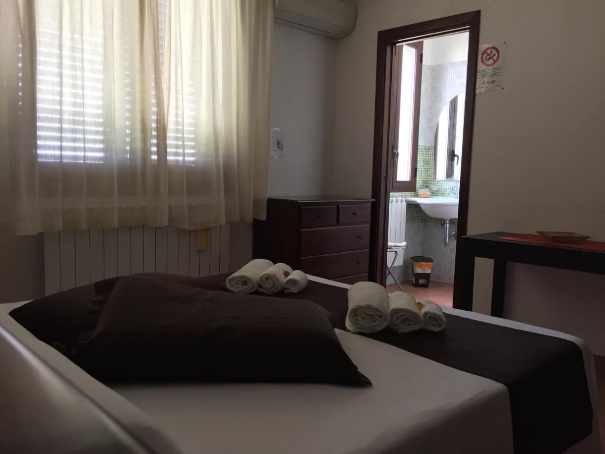 Bed & Breakfast Giardini Di Marzo Lecce Dış mekan fotoğraf