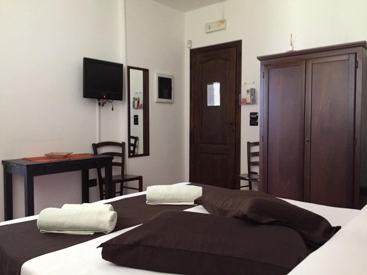 Bed & Breakfast Giardini Di Marzo Lecce Dış mekan fotoğraf